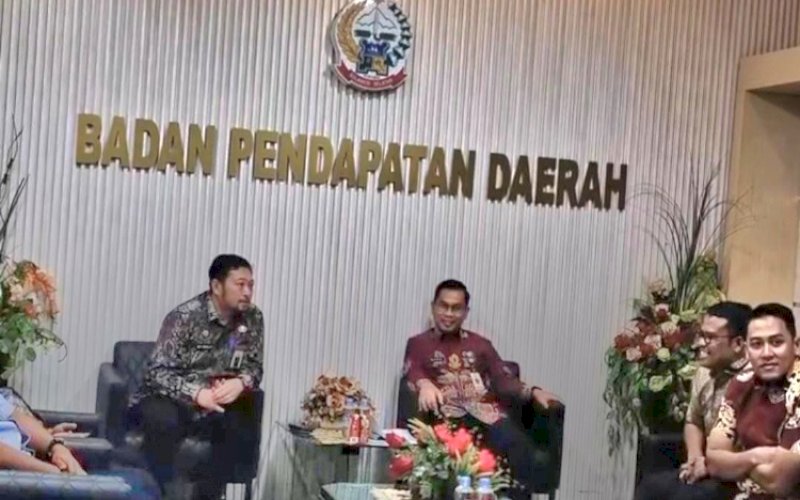 Andi Asminullah (kiri). foto: istimewa