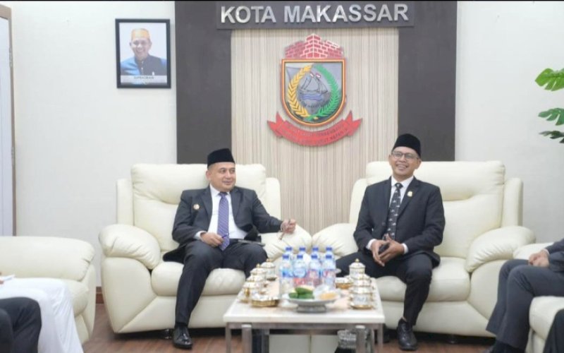 PERTEMUAN. Wali Kota Makassar Munafri Arifuddin bertemu Ketua DPRD Kota Makassar Supratman. foto: istimewa