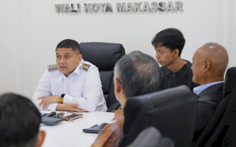 PERTEMUAN. Wali Kota Makassar Munafri Arifuddin, menerima delegasi Pemkot Kawasaki dipimpin Shiratori Shigeyuki, Chief Executive Officer Public Enterprise Kawasaki Waterworks and Sewerage di Kantor Balai Kota Makassar, Rabu (6/8/2025). foto: istimewa