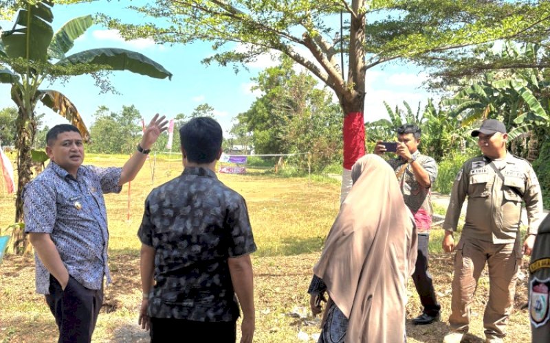 PENINJAUAN. Wali Kota Makassar, Munafri Arifuddin, meninjau langsung lahan milik Pemkot Makassar di Jl Praja Raya, Kompleks Pemda Antang, Kelurahan Manggala, Kecamatan Manggala, Kota Makassar, Kamis (14/8/2026). foto: istimewa