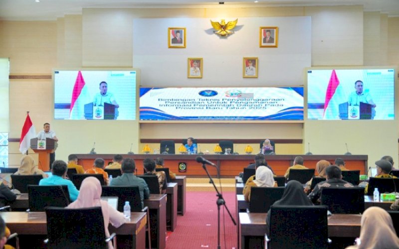 BIMTEK. Bimbingan Teknis (Bimtek) Penyelenggaraan Urusan Persandian yang digelar Badan Siber dan Sandi Negara (BSSN) di Ruang Rapat Pimpinan Kantor Gubernur Sulsel, Selasa (19/8/2025). foto: istimewa