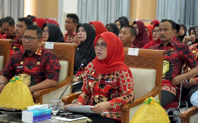 VERIFIKASI. Bupati Gowa, Sitti Husniah Talenrang, menghadiri verifikasi lanjutan penilaian Kabupaten Kota Sehat (KKS) Tingkat Nasional 2025 dilaksanakan secara virtual di Baruga Karaeng Galesong, Kantor Bupati Gowa, Kamis (7/8/2025). foto: istimewa
