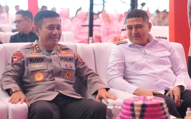 GROUNDBREKING. Kapolda Sulsel Irjen Pol Rusdi Hartono bersama Wali Kota Makassar Munafri Arifuddin saat menghadiri Groundbreaking Pembangunan SPPG Polrestabes Makassar yang berlokasi di Jl Perintis Kemerdekaan (Eks Pupuk Sriwidjaya Makassar), Rabu (6/8/2025). foto: istimewa