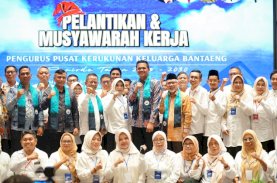 Uji Nurdin Lantik Kerukunan Keluarga Bantaeng