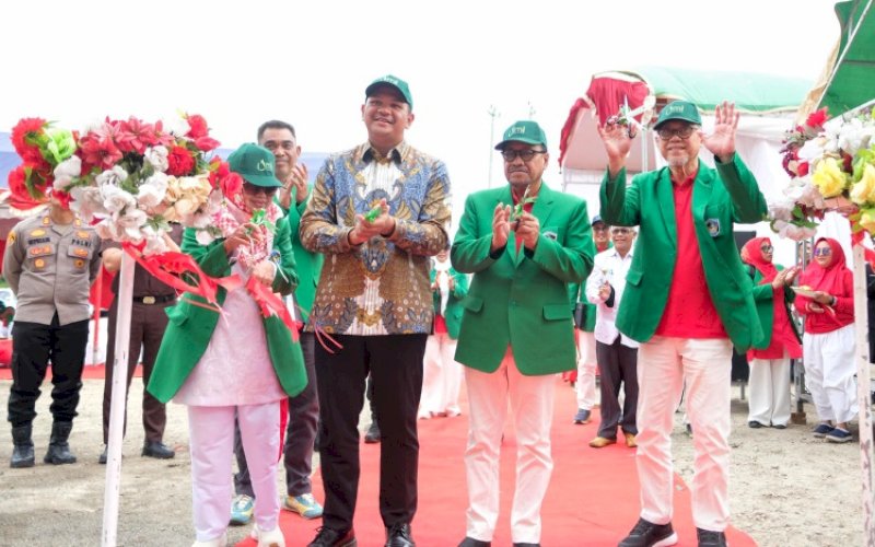 KPERESMIAN. Bupati Bantaeng, M Fathul Fauzy Nurdin, meresmikan Kampus Universitas Muslim Indonesia (UMI) di Desa Nipa-nipa, Kecamatan Pa'jukukang, Kabupaten Bantaeng, Minggu (17/8/2025). foto: istimewa