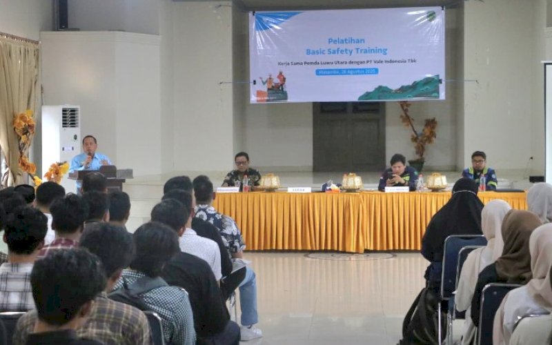 TRAINING. PT Vale Indonesia Tbk (PT Vale) bersama Pemkab Lutra menggelar basic safety training. foto: istimewa