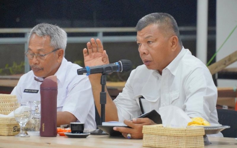 DIALOG PUBLIK. Bupati Bulukumba, Andi Muchtar Ali Yusuf, memimpin dialog publik, yang mengusung jargon Bulukumba Bersuara di lantai 4 Gedung Pinisi Bulukumba, Rabu (10/9/2025). foto: istimewa