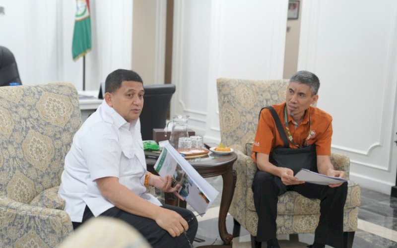 PERTEMUAN. Wali Kota Makassar Munafri Arifuddin menerima kunjungan Direktur Sekolah Islam Athirah Syamril di Balai Kota Makassar, Rabu (24/9/2025). foto: istimewa