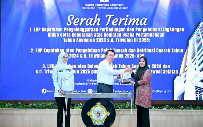 SERAH TERIMA. Wakil Gubernur Sulsel, Fatmawati Rusdi, saat menghadiri serah terima Laporan Hasil Pemeriksaan (LHP) Badan Pemeriksa Keuangan (BPK) RI Semester II Tahun Anggaran 2025 di Auditorium Lantai 2 Kantor BPK RI Perwakilan Sulsel, Senin (19/1/2026). foto: istimewa