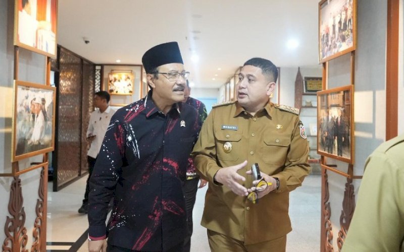 SOSIALISASI. Wali Kota Makassar, Munafri Arifuddin, saat menghadiri Sosialisasi Piloting Digitalisasi Bantuan Sosial dan Peran Pemerintah Daerah yang diselenggarakan Kementerian Dalam Negeri (Kemendagri) di Jakarta, Selasa (3/2/2026). foto: istimewa