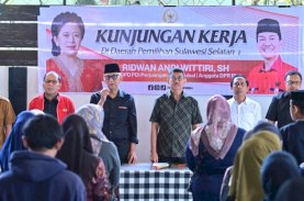 ARW Perjuangkan Listrik Gratis dan Tambah Lampu Jalan di Somba Opu Gowa