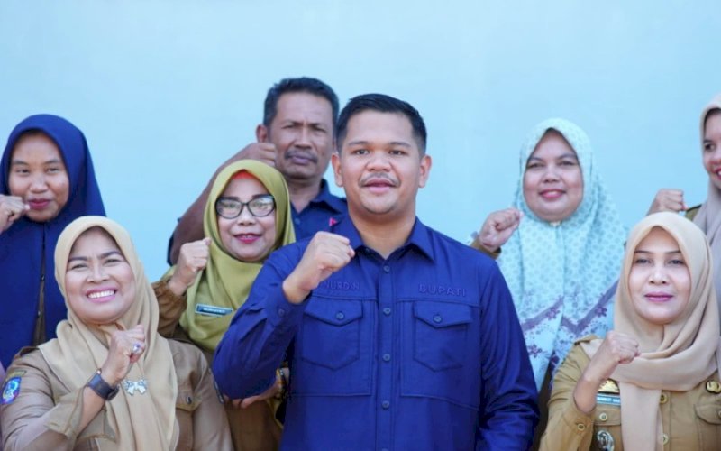 PENINJAUAN. Bupati Bantaeng, M Fathul Fauzy Nurdin, meninjau lokasi pembangunan Koperasi Desa/Kelurahan Merah Putih (KDKMP) yang terletak di Desa Nipa-nipa, Kecamatan Pa&rsquo;jukukang, Kabupaten Bantaeng, Selasa (10/2/2026). foto: istimewa