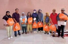Wujud Kepedulian ARW, 2.200 Paket Sembako Dibagikan untuk Warga Kurang Mampu