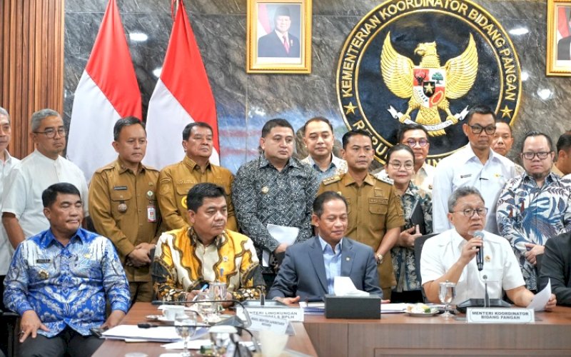 RAKORTAS. Wali Kota Makassar Munafri Arifuddin menghadiri Rapat Koordinasi Terbatas (Rakortas) bersama Menko Pangan RI Zulkifli Hasan terkait percepatan implementasi PSN PSEL, Selasa (31/3/2026). Foto: istimewa