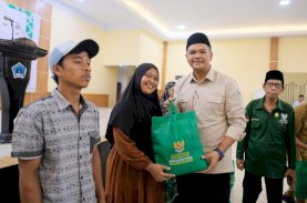 Uji Nurdin Serahkan Bantuan 670 Paket Sembako