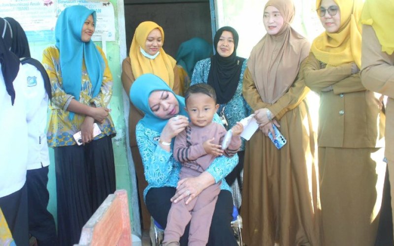 ISTIMEWA. Ketua Tim Penggerak PKK Kabupaten Bulukumba, Andi Herfida Muchtar, melaksanakan kegiatan Monitoring dan Evaluasi (Monev) Posyandu Era Baru, Senin (20/4/2026). foto: istimewa