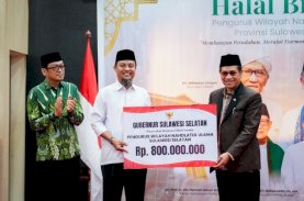 Halalbihalal PWNU Sulsel, Andi Sudirman Sulaiman Serahkan Hibah Rp800 Juta dan Alsintan