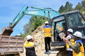 Andi Sudirman Sulaiman Groundbreaking Jalan Sabbang-Tallang-Sae, Akses Menuju Seko Terus Dikebut