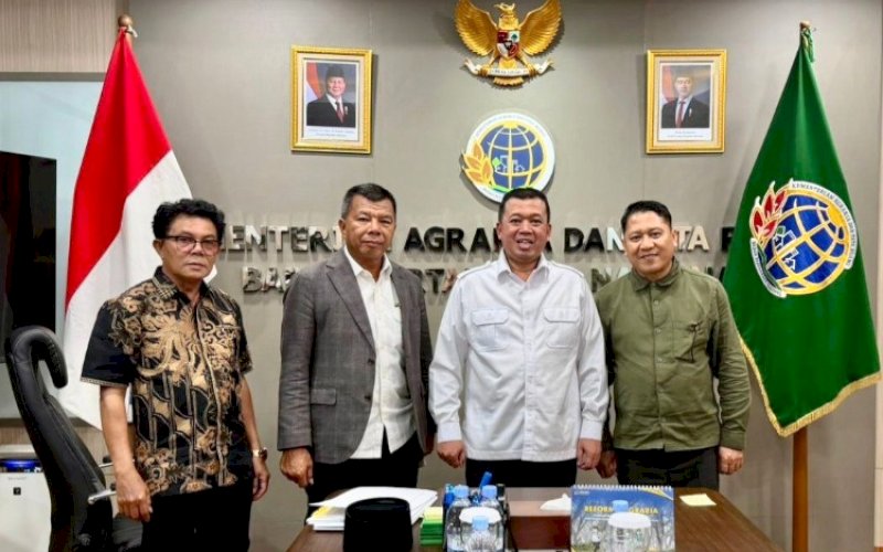 PERTEMUAN. Bupati Bulukumba Andi Muchtar Ali Yusuf menemui Menteri Agraria dan Tata Ruang/Kepala Badan Pertanahan Nasional (ATR/BPN) Nusron Wahid di Kantor Kementerian ATR/BPN, Jakarta, Kamis (16/4/2026). foto: istimewa
