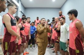 Munafri Arifuddin Beri Semangat Pemain PSM: Ingat Siri&rsquo; na Pacce