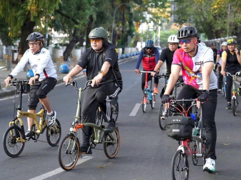 Munafri Arifuddin Gowes Bareng SKPD Tinjau Jumat Bersih di Dua Kecamatan