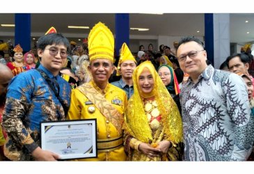 Taat Bayar Pajak, BTIIG Raih Penghargaan Gubernur Sulteng