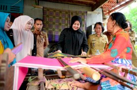 Wagub Sulsel Dorong UMKM Tenun Emas Sidrap Naik Kelas, Bidik Pasar Lebih Luas