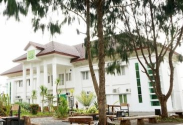 Kejari Lutim Periksa PPTK Seragam Sekolah Gratis