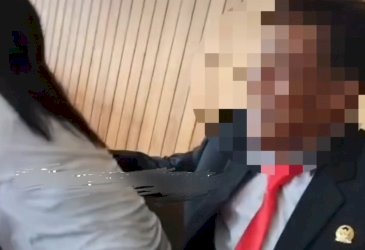 Kelakuan Bejat Diduga Oknum Anggota DPRD di Sulsel Hendak Bermesraan dengan Wanita Muda