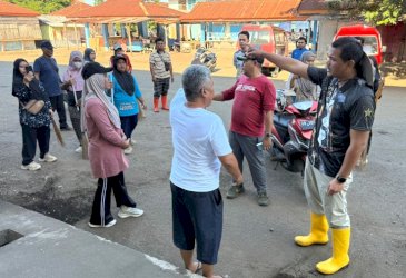 Jumat Bersih, Uji Nurdin Keliling dan Turun Langsung Bersihkan Lingkungan
