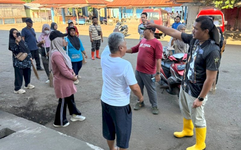 KERJA BAKTI. Bupati Bantaeng, M Fathul Fauzy Nurdin, kembali turun langsung menggelar kerja bakti pada Jumat Bersih, Jumat (17/4/2026). foto: istimewa