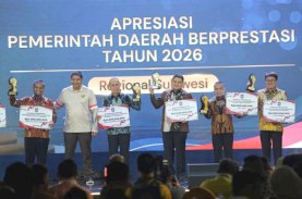 Pemkot Makassar Terima Penghargaan Creative Financing Kemendagri