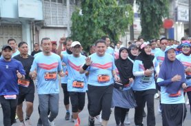 Munafri Arifuddin Berlari Bersama Ribuan Peserta 10K MHM 2026