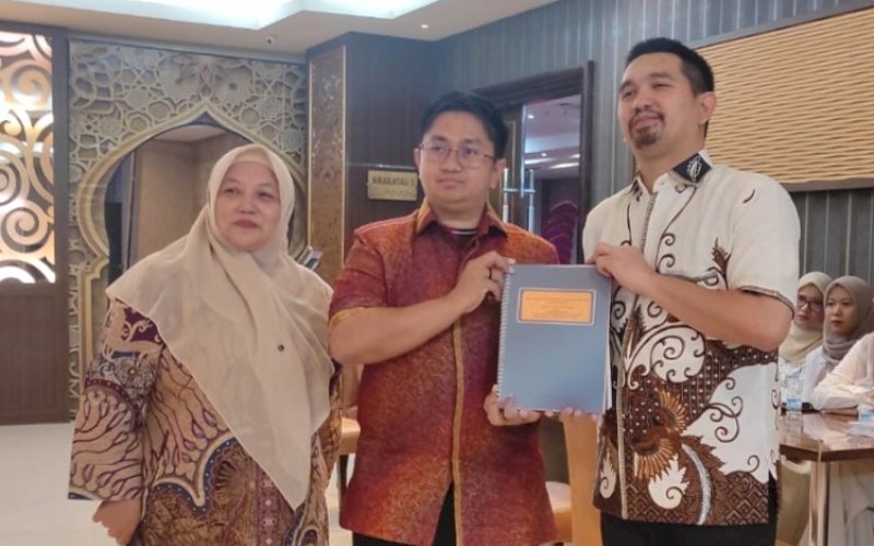 WTP. Pemkab Bantaeng melalui Dinas Kesehatan Kabupaten Bantaeng memperoleh opini Wajar Tanpa Pengecualian (WTP) dari Kantor Akuntan Publik (KAP) Ribka Aretha & Rekan di Hotel Remcy Panakukkang Makassar, Rabu (13/5/2026). foto: istimewa