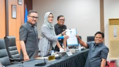 Sekda Sulsel Hadiri Paripurna DPRD, Laporan Reses Jadi Bahan Perencanaan