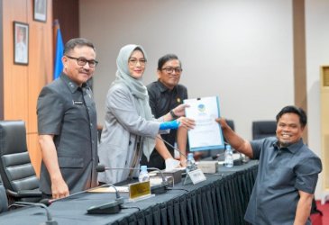 Sekda Sulsel Hadiri Paripurna DPRD, Laporan Reses Jadi Bahan Perencanaan
