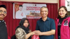 PDIP Sulsel Salurkan 151 Hewan Kurban, Ridwan Wittiri: Kurban Wujud Kesalehan Sosial