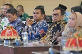 Jaga Stabilisasi Harga Pangan Jelang Iduladha, Uji Nurdin Hadiri Rapat TPID Sulsel