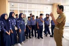 Siswa SMPN 7 Bulukumba Field Trip ke Gedung Pinisi dan Ammatoa