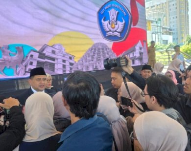 https://pluz.id/2026/06/28/dugaan-pungli-pengisian-jabatan-kepsek-di-makassar-ini-respons-munafri-arifuddin/