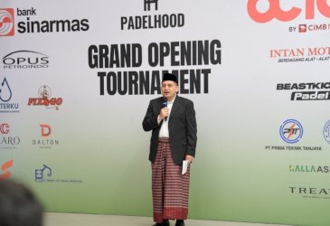 Munafri Arifuddin Resmikan PadelHood, Hadirkan Ruang Olahraga Sekaligus Rekreasi