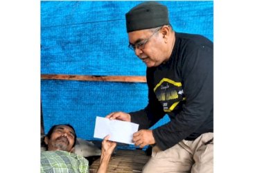 Tiga Tahun Lumpuh dan Tinggal di Gubuk, Dg Sangkala Dapat Bantuan dari Andi Sudirman Sulaiman