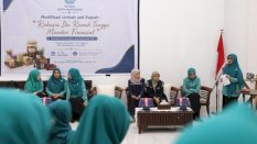 Limbah Jadi Rupiah, PKK Makassar Dorong Kader Kreatif dan Mandiri Finansial