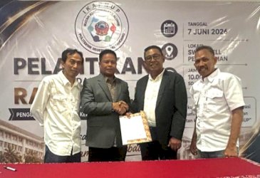 Rais Petta Paladeng Dikukuhkan sebagai Ketua Umum IKA PNUP 2025-2028, Gagas Kolaborasi Alumni Politeknik Se-Indonesia
