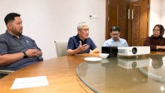 Rezza Pratama Said Silaturahmi dengan Idris Manggabarani