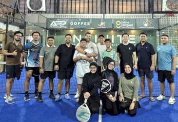 Rezza Pratama Said Pererat Sinergi dan Kebersamaan dengan BTN CBC Makassar Melalui Bermain Padel Bersama