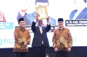 Berhasil Percepat Swasembada Pangan, Andi Amran Sulaiman Raih Penghargaan Wredatama Nugraha Utama