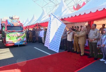 Andi Sudirman Sulaiman Lepas Bantuan Pertanian Rp323 Miliar untuk 24 Daerah di Sulsel