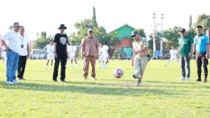 HUT Kemerdekaan RI Ke-81, Andi Utta Buka Turnamen Sepak Bola di Gantarang