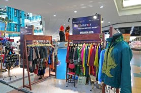 Tampilkan Wastra Lokal di KKS X Digifest 2026, Pemprov dan Dekranasda Sulsel Dorong Perluasan Akses Pasar